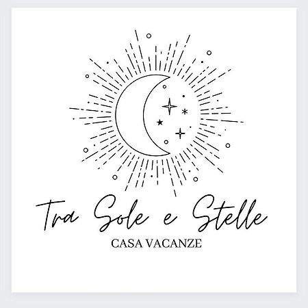 Fra Sole E Stelle Apartment Bari Bagian luar foto