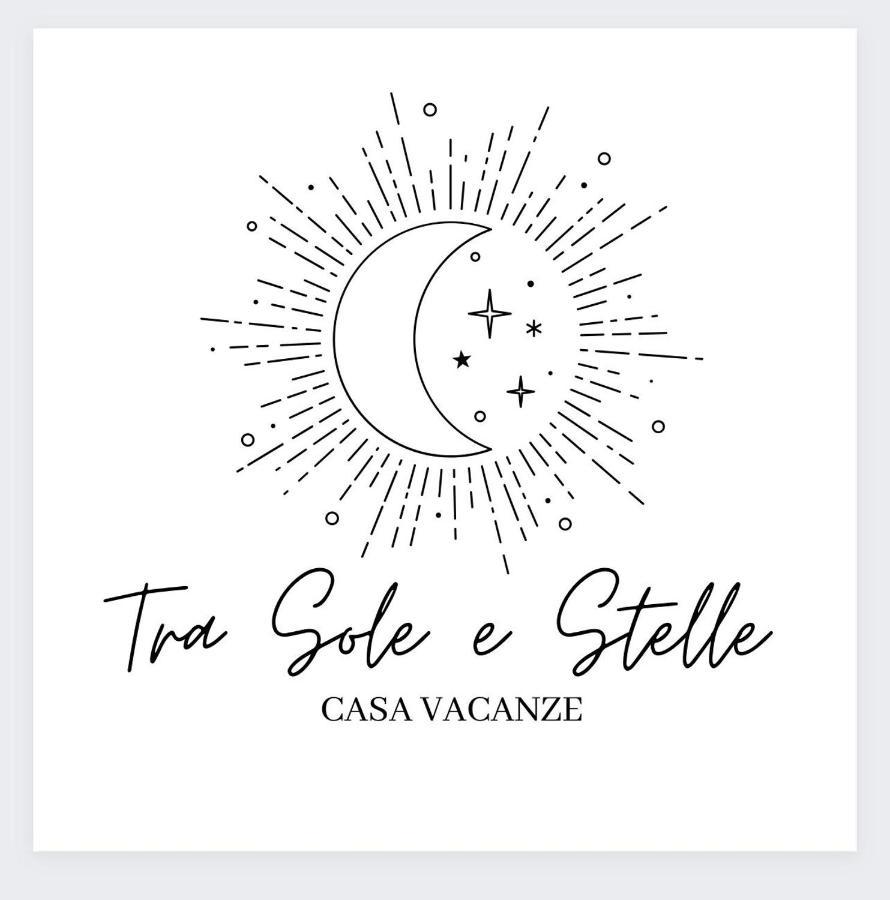 Fra Sole E Stelle Apartment Bari Bagian luar foto